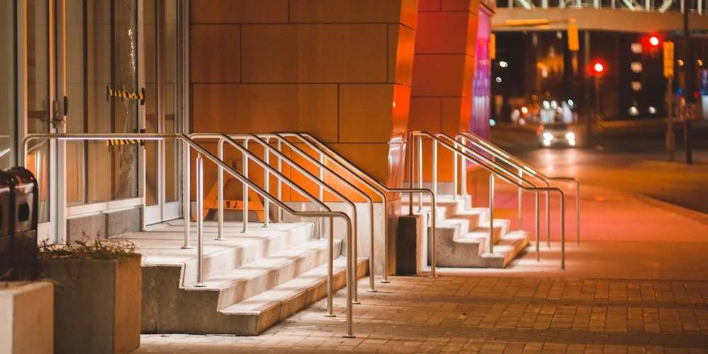 Car-Door-Step-Latch-Hooks-A-Must-Have-Accessory-for-Easy-Car-Entry Delicate Leather