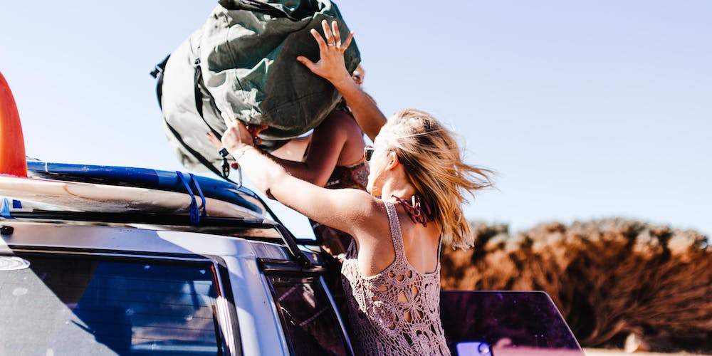 Car-Roof-Top-Cargo-Bags-The-Ultimate-Solution-for-Extra-Storage Delicate Leather