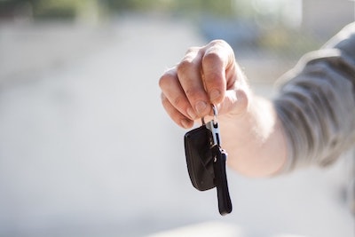 Essential Guide to Utilizing Car Engine Oil Pressure Testers