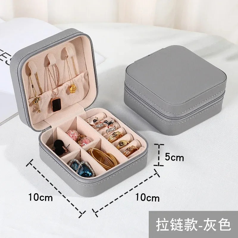 Jewelry Storage Box Portable Jewelry Organizer for Earrings, Necklaces, Rings - Leather Storage Box