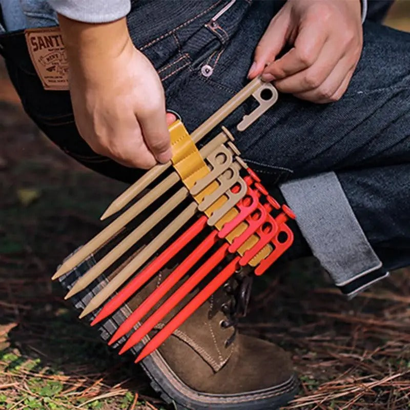 PU Leather Tent Nail Storage Rack - Portable 8-Hole Peg Organizer with Buckle for Camping Accessories - Delicate Leather