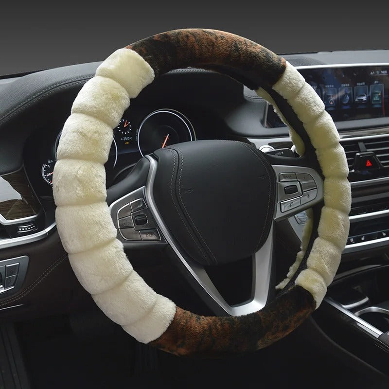 Fluffy Plush Car Steering Wheel Cover – Soft Anti-Slip Universal Fit for Winter Comfort and Car Interior Decoration - Delicate Leather