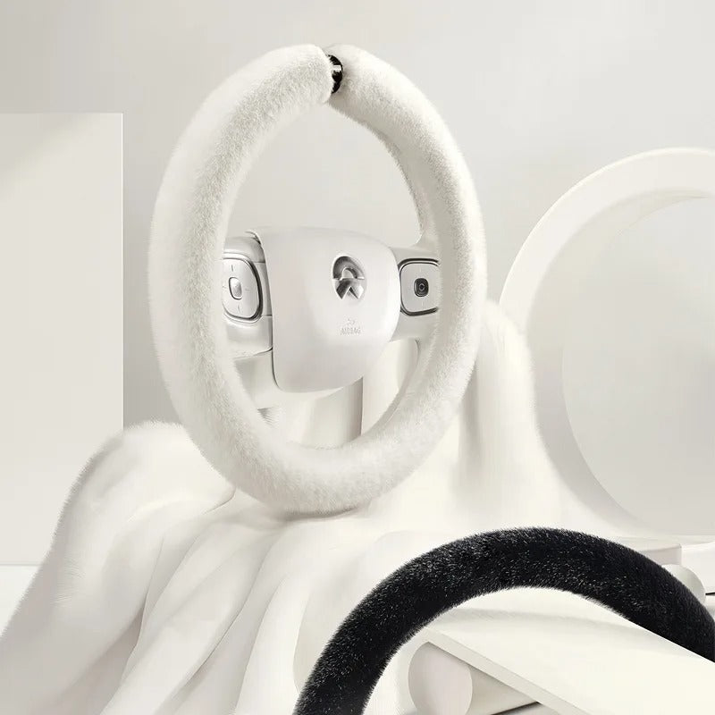 Luxury Plush Steering Wheel Cover – Universal 15-Inch Soft Fluffy Winter Grip (O & D Shape) - Delicate Leather