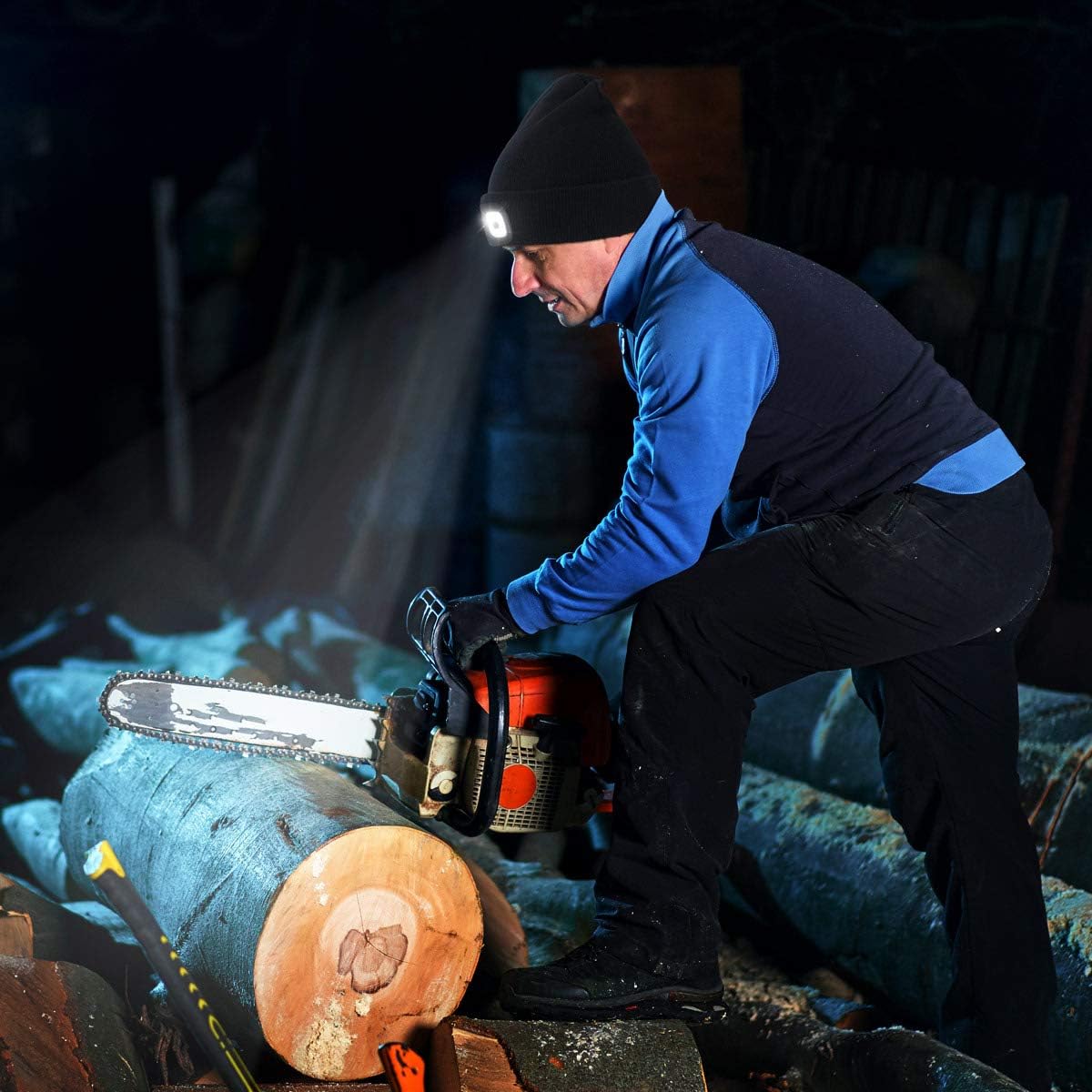 Beanie with Light, LED Beanie Hat with The Light Rechargable Flashlight Hat Headlamp Beanie,Night Lighted Hat Flashlight Women Men Gifts for Dad Him Husband - Delicate Leather