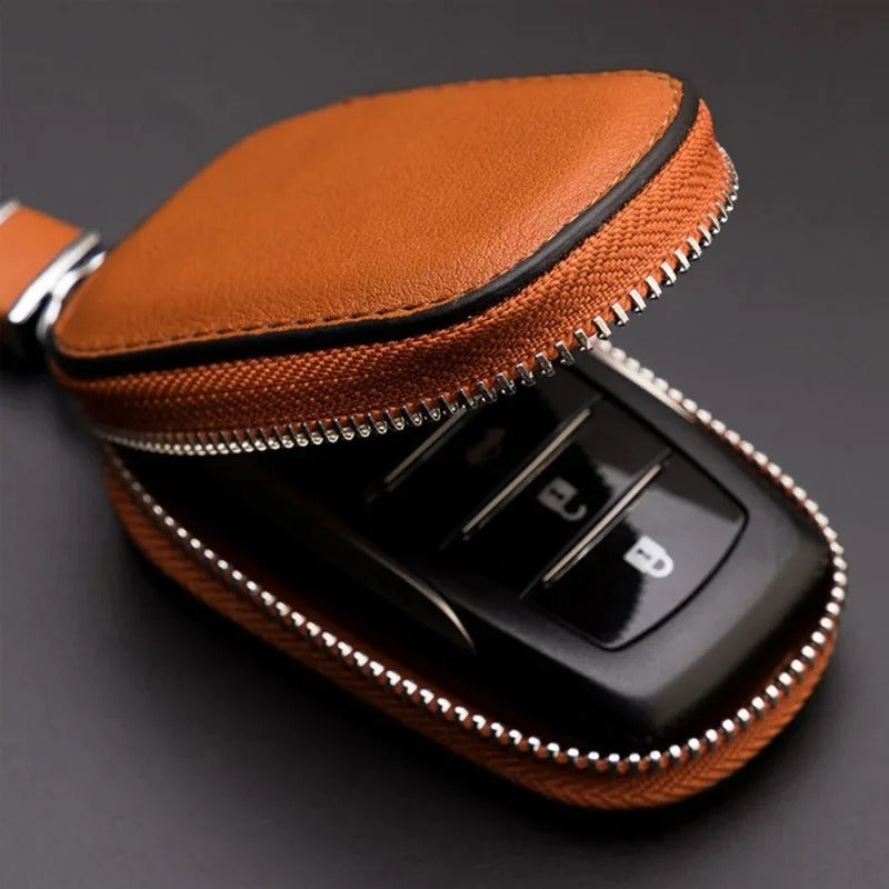 Leather Car Key Holder – Zipper Keychain Organizer with Metal Hook - Delicate Leather