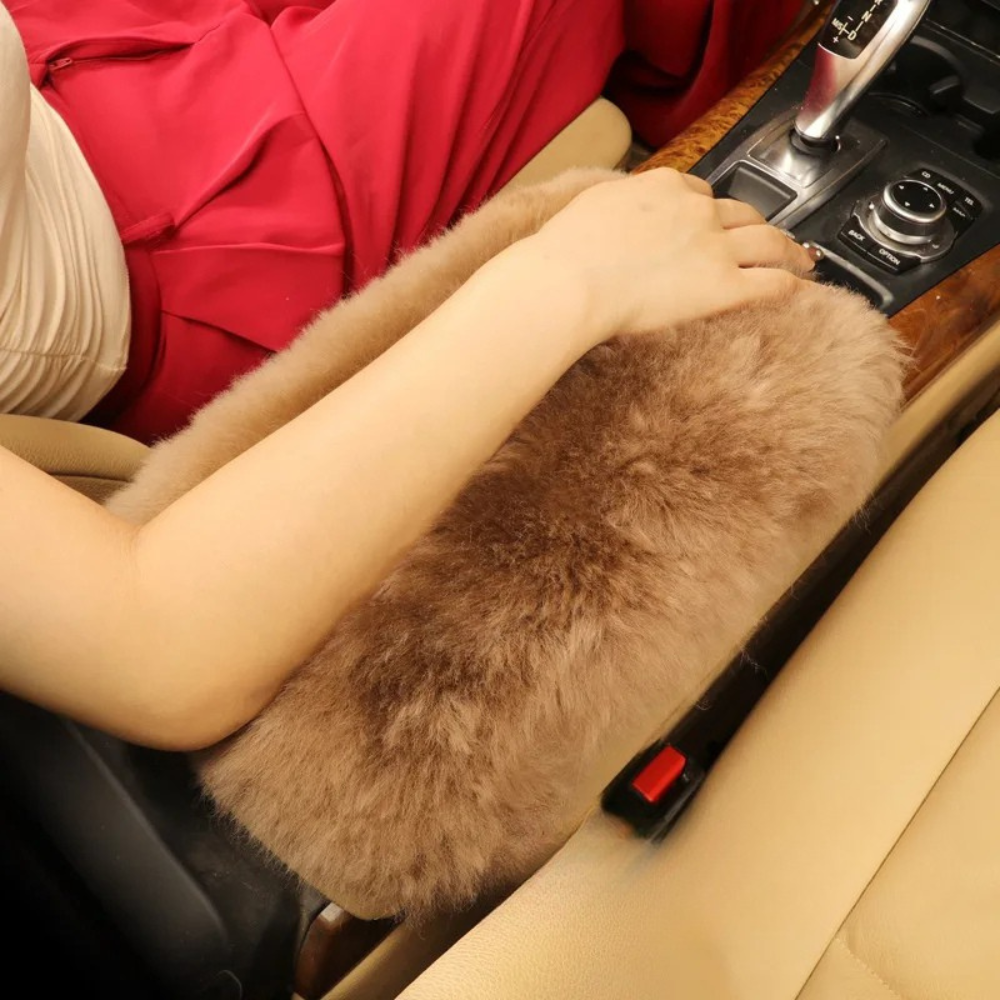 Pure Wool Car Armrest Cushion – Winter Plush Center Console Armrest Pad for Comfortable Driving - Delicate Leather