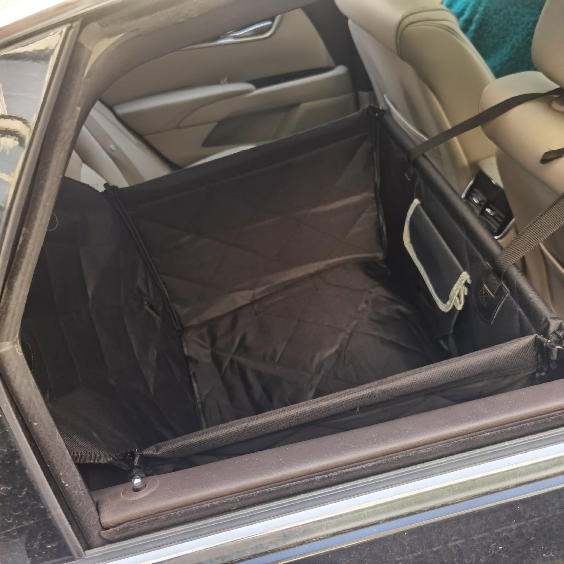 Popular Car Dog Pad Waterproof Rear Seat Cushion Pet Travel Dog Car Stereoscopic Seat Cover - Delicate Leather