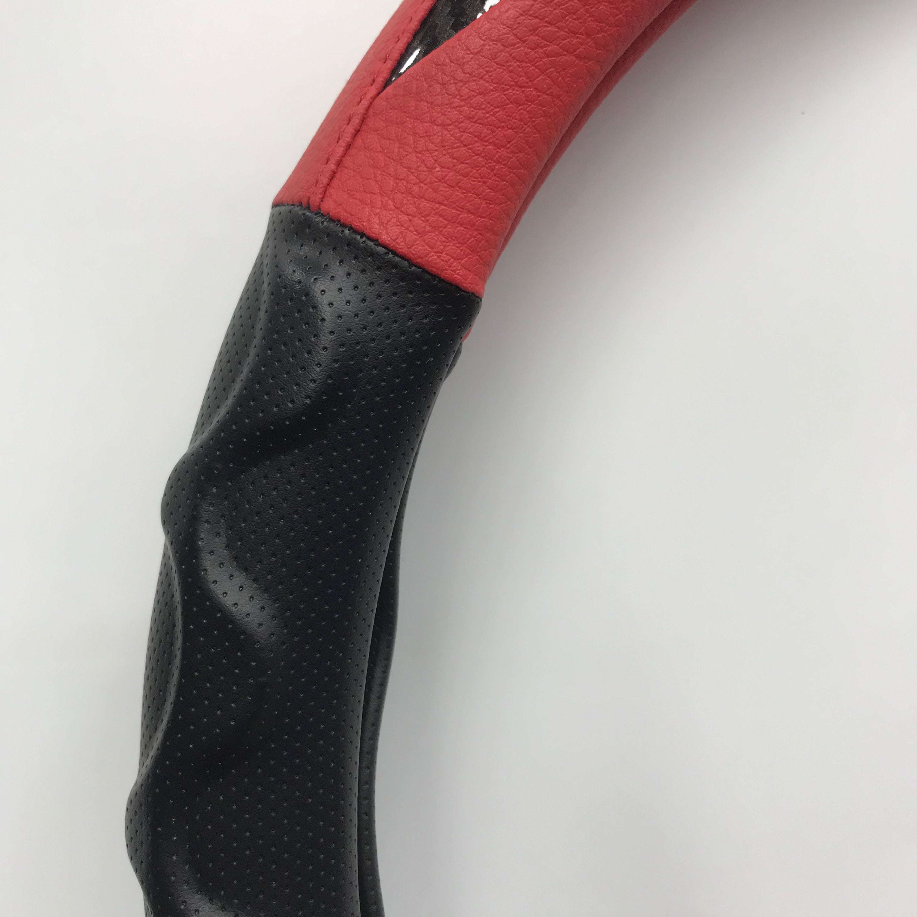 Carbon Microfiber Durable Steering Wheel Cover - Delicate Leather