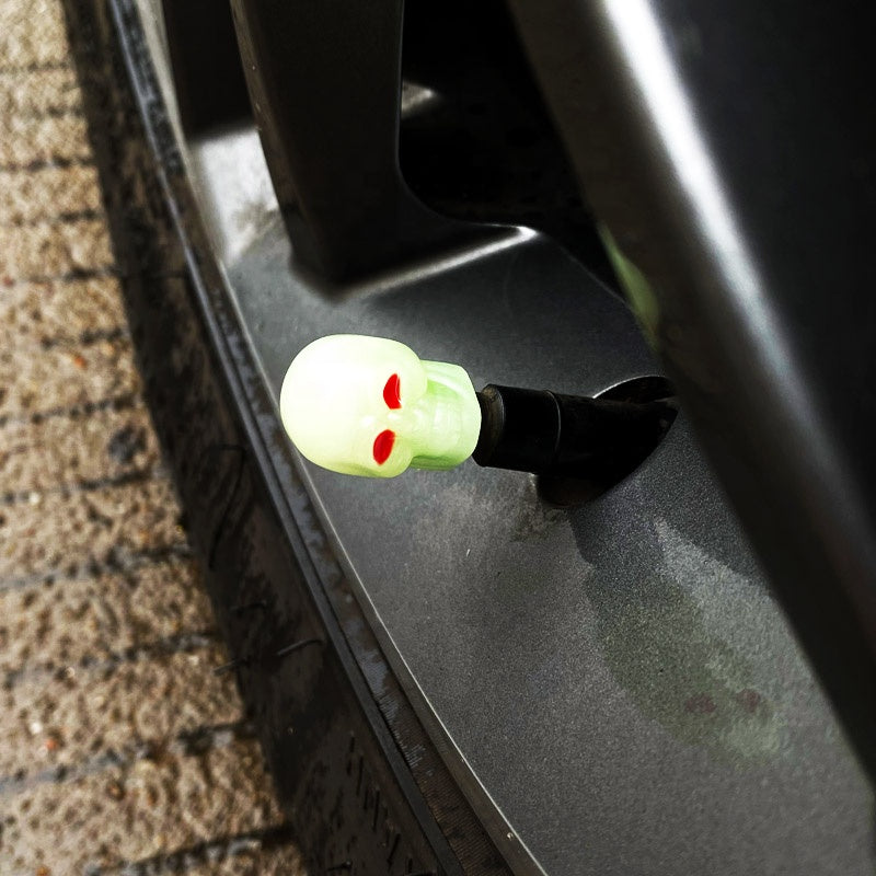 Fluorescent Skull Head Car Tire Valve Stem Caps - Glow in the Dark Universal ABS Material - Delicate Leather