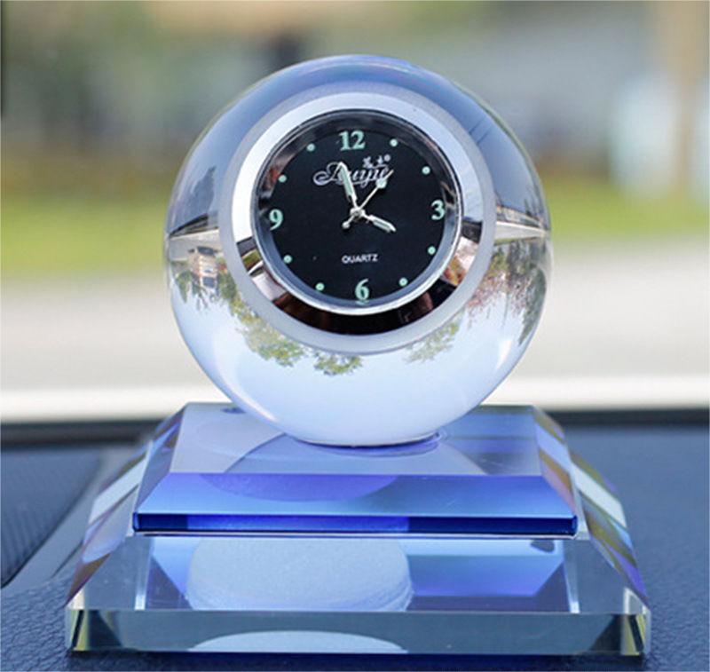 High-Quality Crystal Ball with Clock Car Perfume Seat