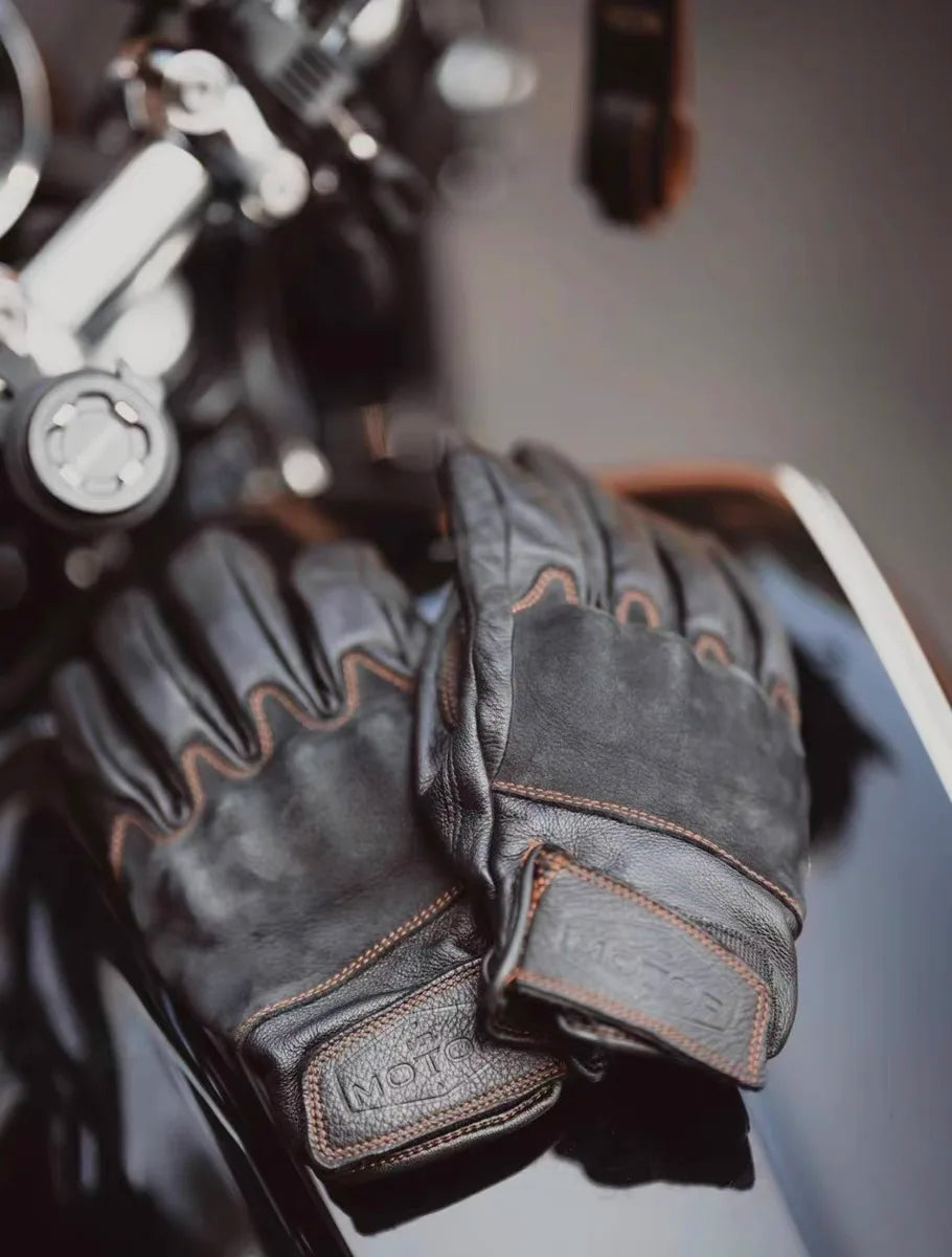 Men's Locomotive Retro Motorcycle Riding Gloves - Cowhide Leather, Anti-Slip, Touchscreen, Windproof, Vintage - Delicate Leather