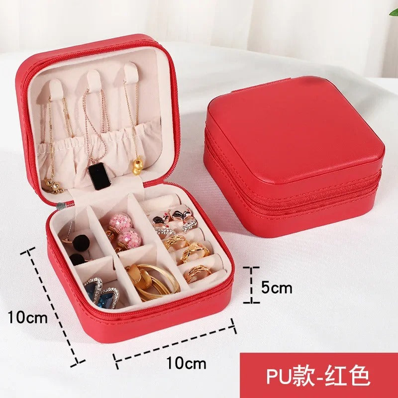 Jewelry Storage Box Portable Jewelry Organizer for Earrings, Necklaces, Rings - Leather Storage Box