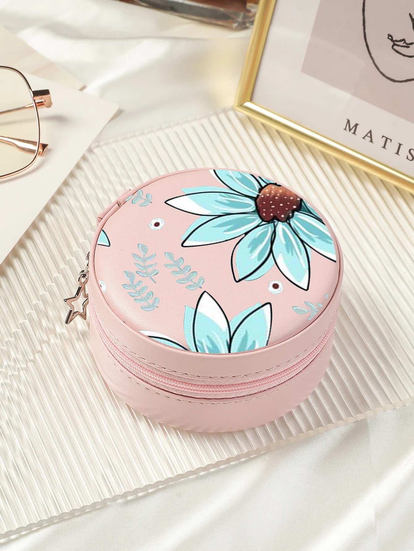 Flower Jewelry Storage Box Organizer, Display Travel Jewelry Case, Flower Leather Earrings Necklace Ring Organizer for Gift - Delicate Leather