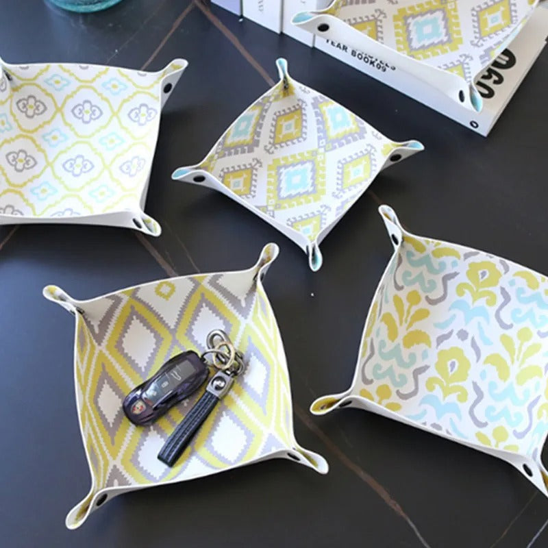 Fashion PU Leather Desktop Storage Tray - Key Plate Home Decoration Dice Tray Key Wallet Coins Folding Storage Box Wholesale - Delicate Leather