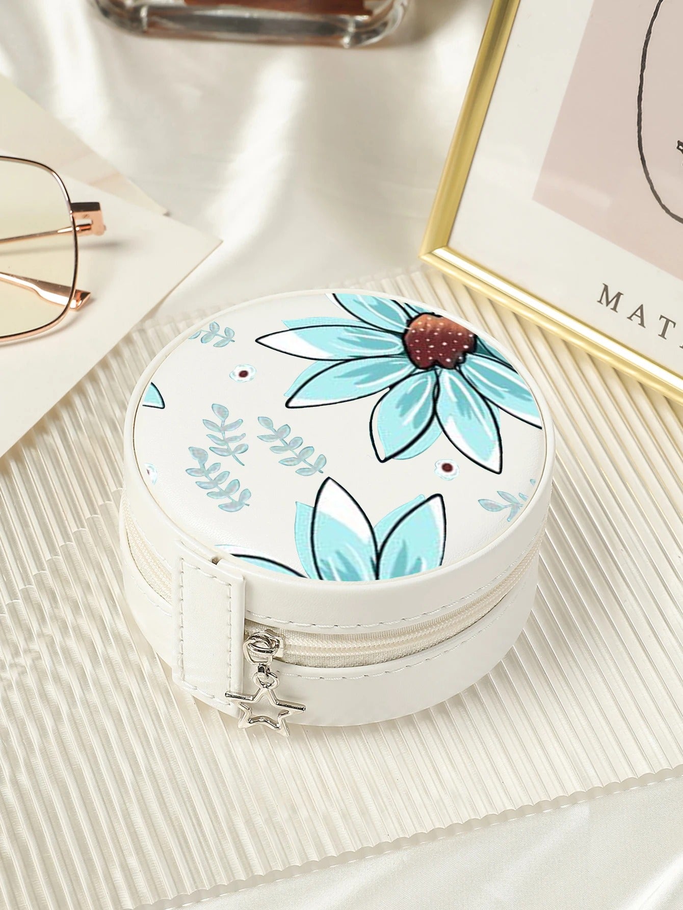 Flower Jewelry Storage Box Organizer, Display Travel Jewelry Case, Flower Leather Earrings Necklace Ring Organizer for Gift - Delicate Leather