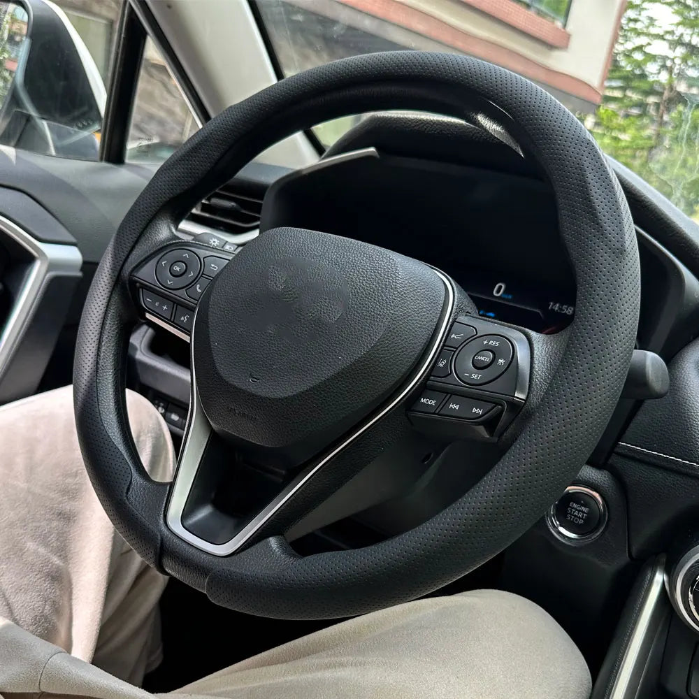 Universal Leather Steering Wheel Cover 36–38cm – Non-Slip Breathable Round Handle Protector - Delicate Leather