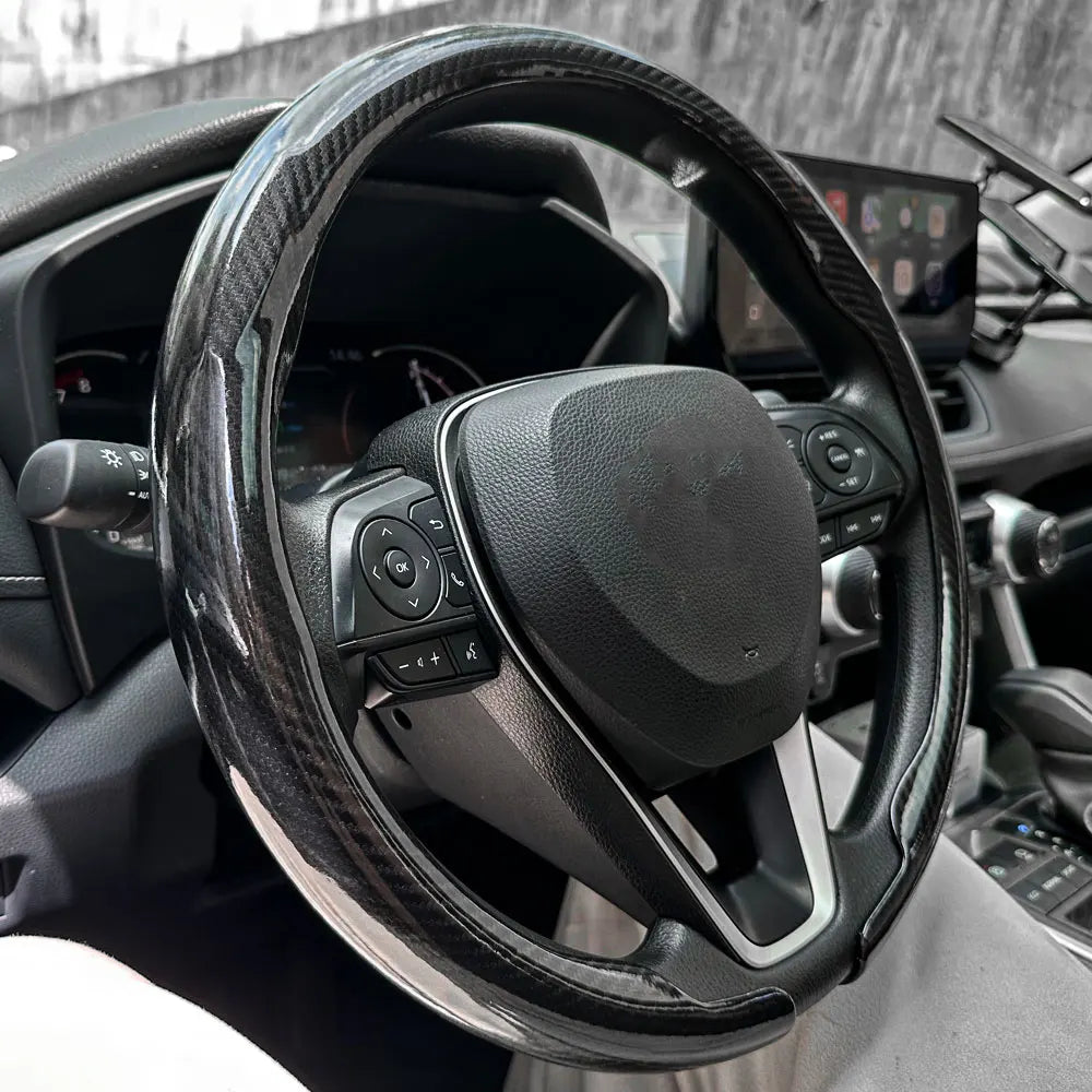 Carbon Fiber Style Steering Wheel Cover – Breathable Non-Slip Round Universal Fit - Delicate Leather