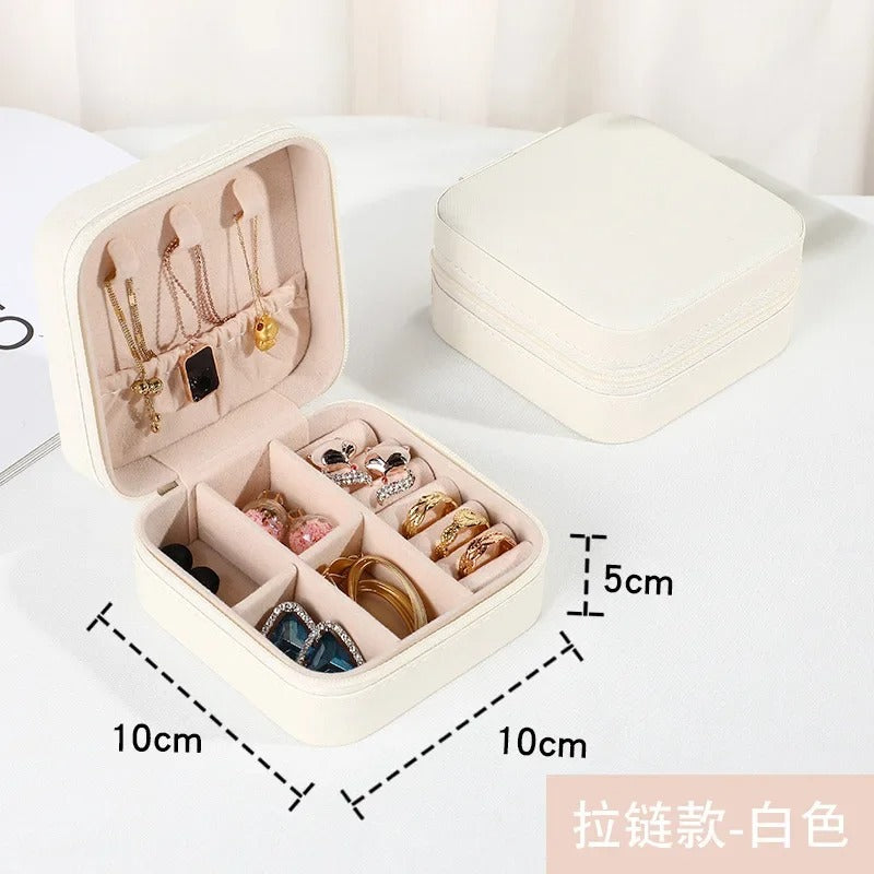 Jewelry Storage Box Portable Jewelry Organizer for Earrings, Necklaces, Rings - Leather Storage Box