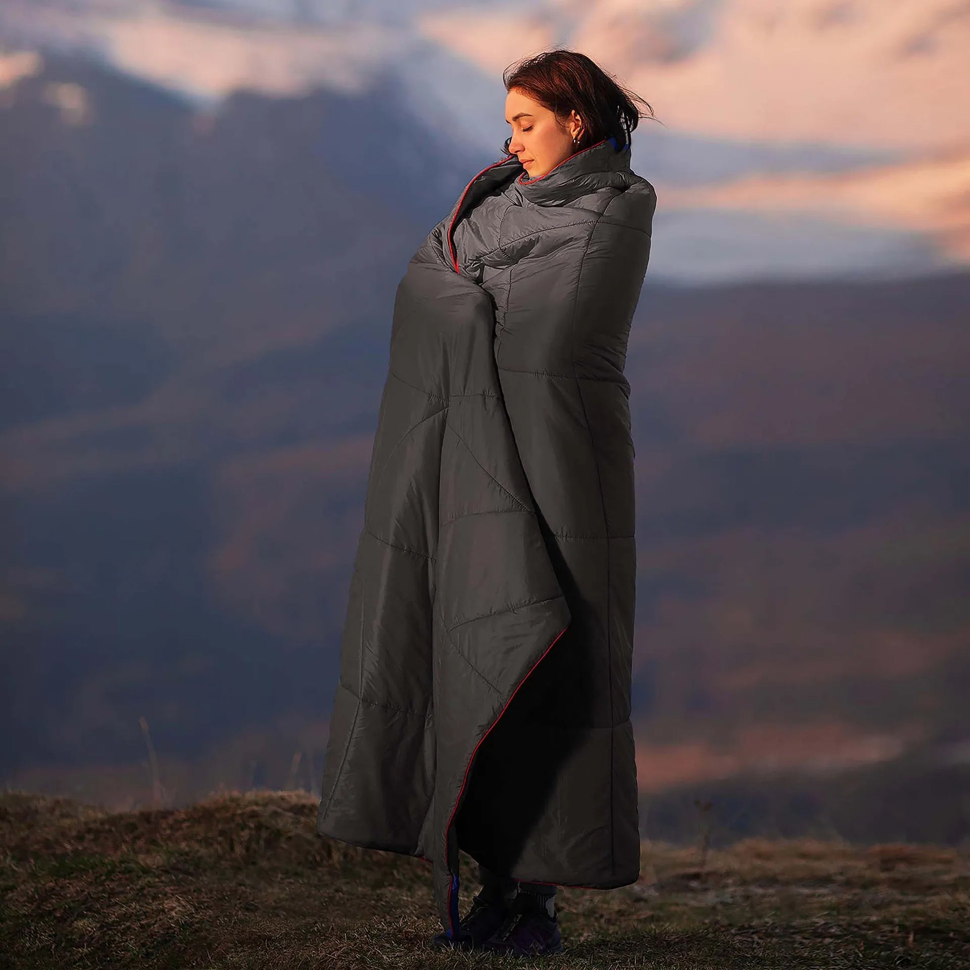 Camping Mat Outdoor Blanket, Moisture-Proof and Anti-Splash Camping Bed. Inflatable Mattress Ideal for Picnics and Outdoor Activities - Delicate Leather