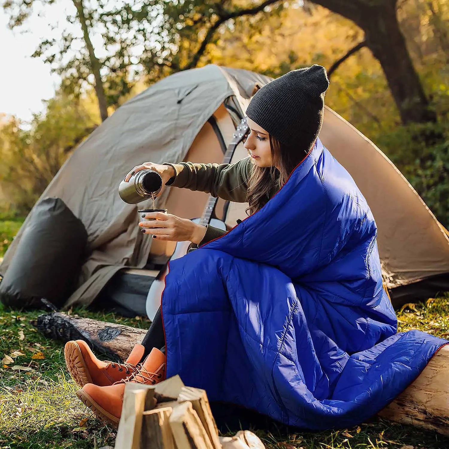 Camping Mat Outdoor Blanket, Moisture-Proof and Anti-Splash Camping Bed. Inflatable Mattress Ideal for Picnics and Outdoor Activities - Delicate Leather