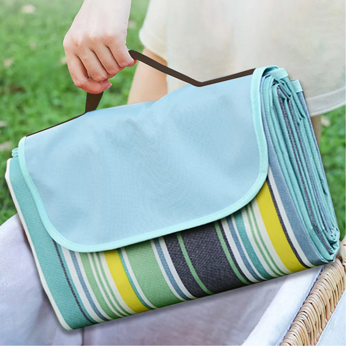 Outdoor Portable Picnic Blanket Waterproof Beach Cushion Mat for Baby Sleeping, Moistureproof Plaid Multiplayer Camping Mat