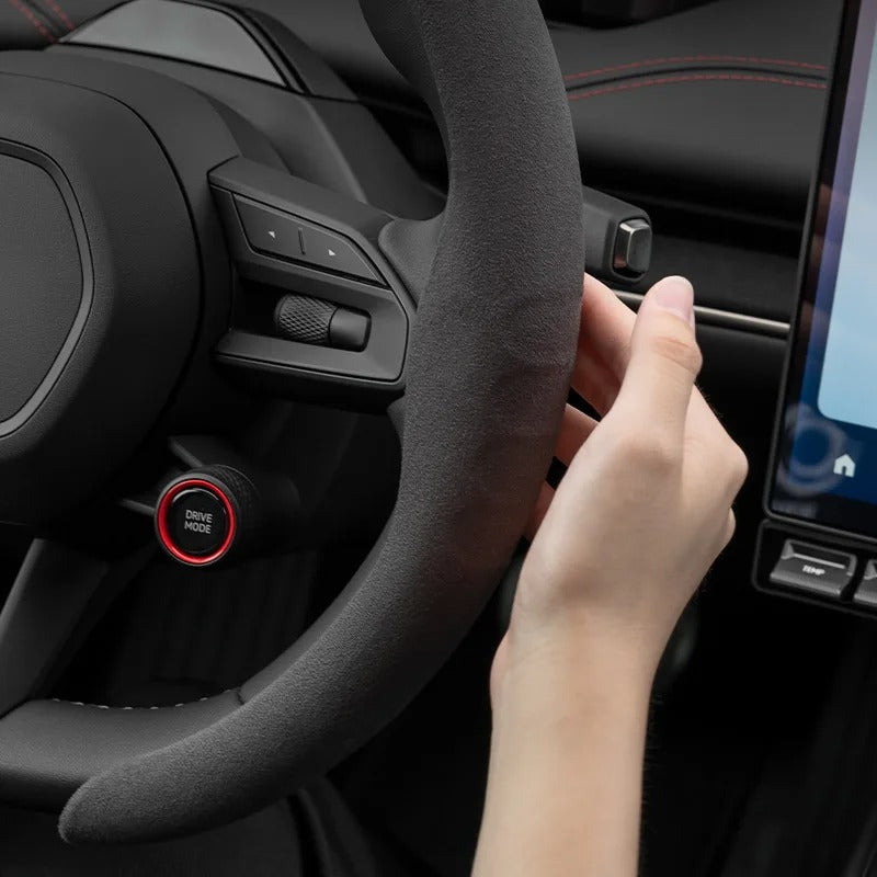 Suede Steering Wheel Cover – Anti-Slip Universal 36–38cm Fit Interior Accessory - Delicate Leather