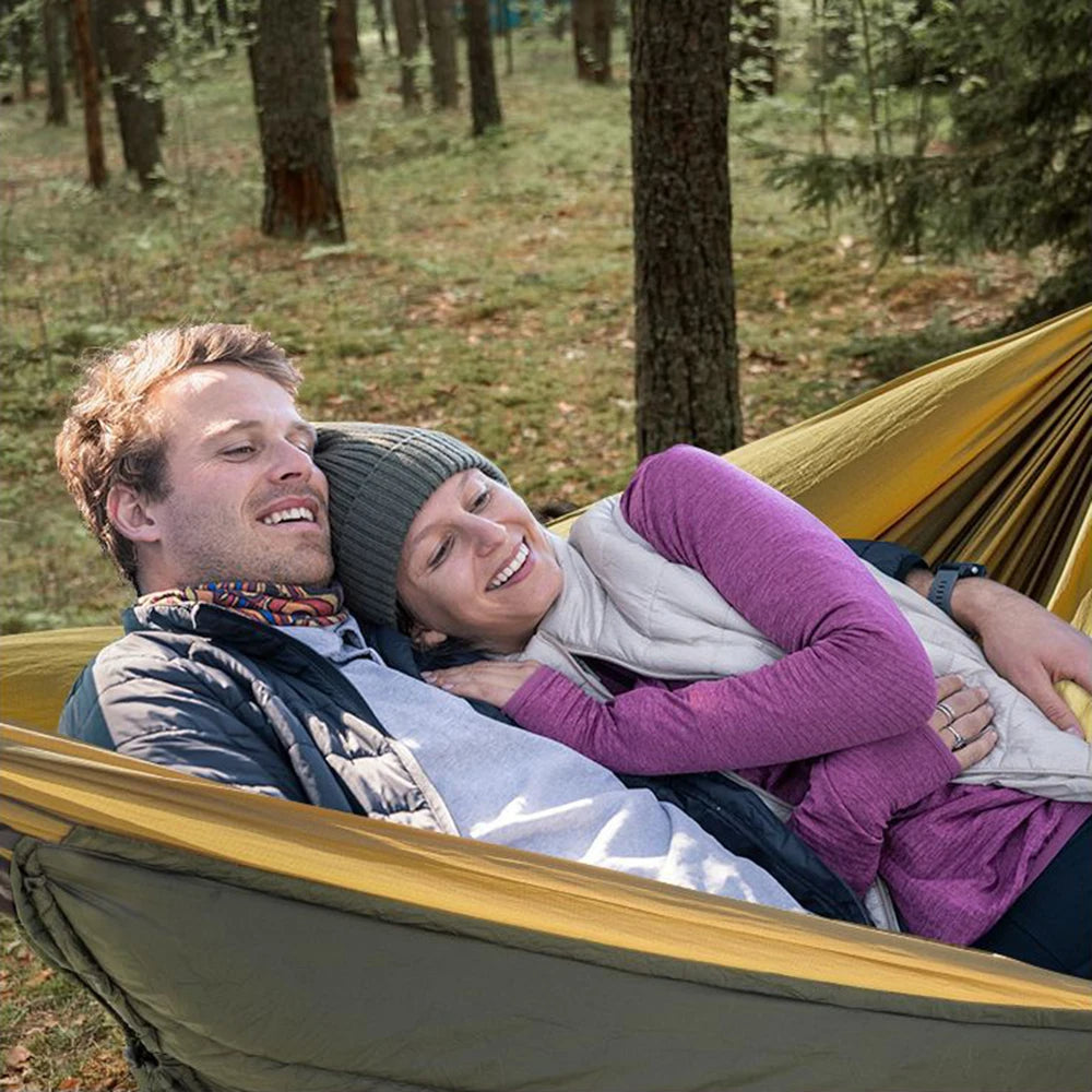 Multifunctional Hammock Underquilt Sleeping Bag Winter Warm Hammock Under Blanket Poncho, Ideal for Camping, Traveling, and Swinging. Includes Convenient Storage Bag - Delicate Leather