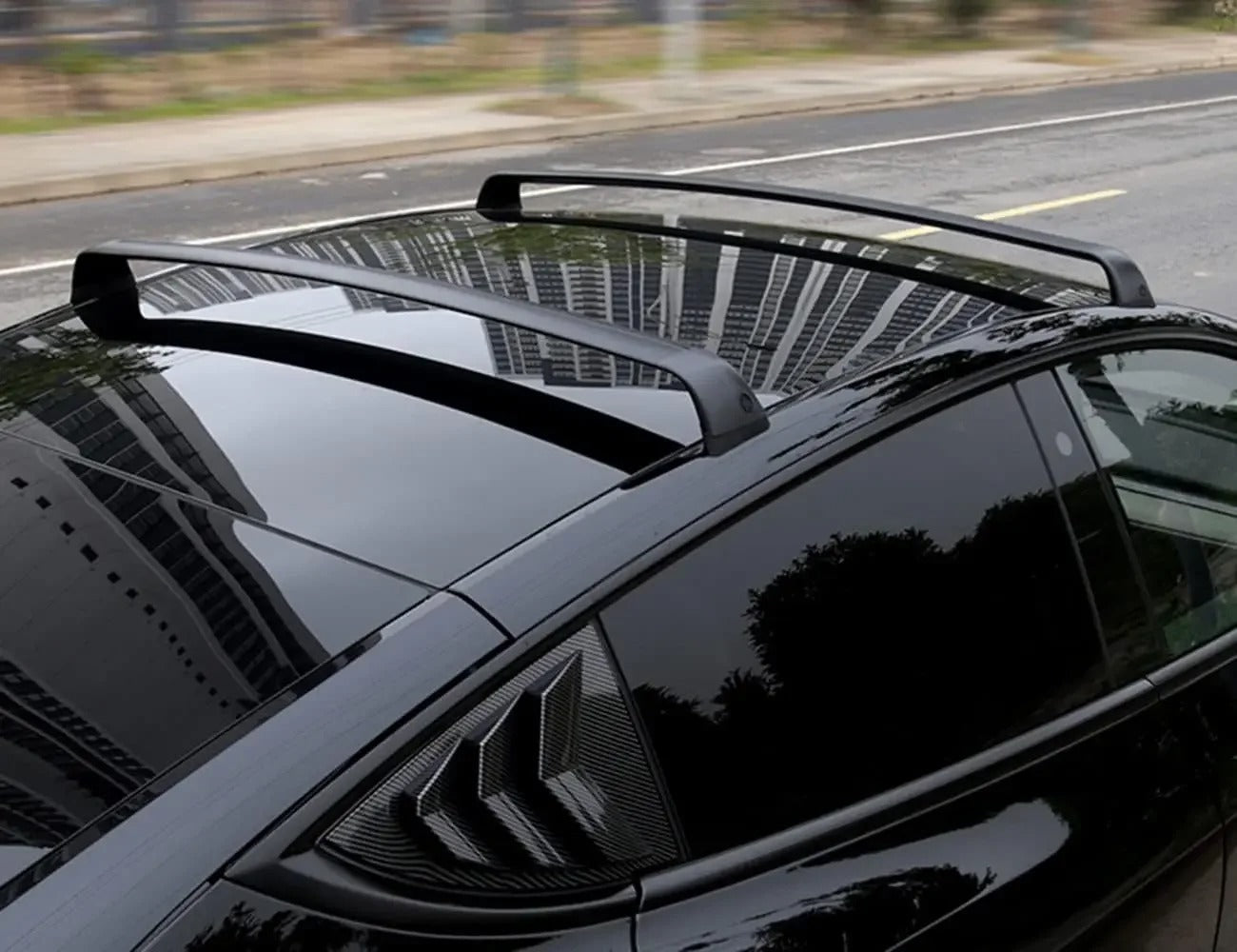 2024 Lockable Roof Rack Cross Bars for Tesla Model 3 & Model Y (2017-2024) - Antitheft Luggage Carrier - Delicate Leather