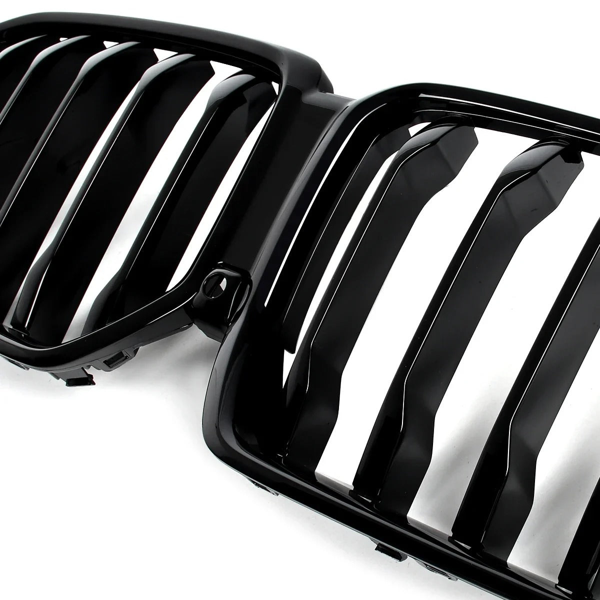 Glossy Black Single-Line Kidney Grilles for BMW X6 G06 LCI (2024-Up) – Racing Style