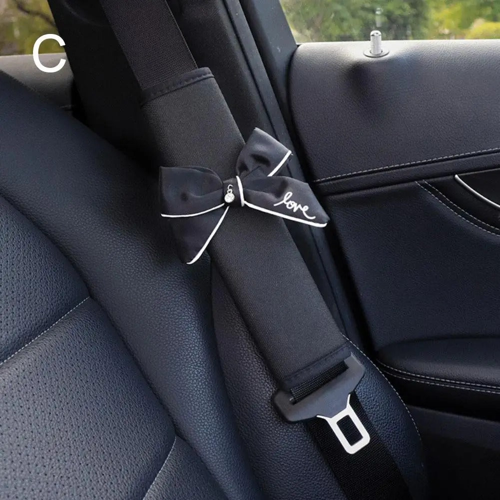Cute Bowknot Plush Car Seat Belt Cover for Women – Soft Velvet Shoulder Strap Pad Cushion Protector (1Pc)