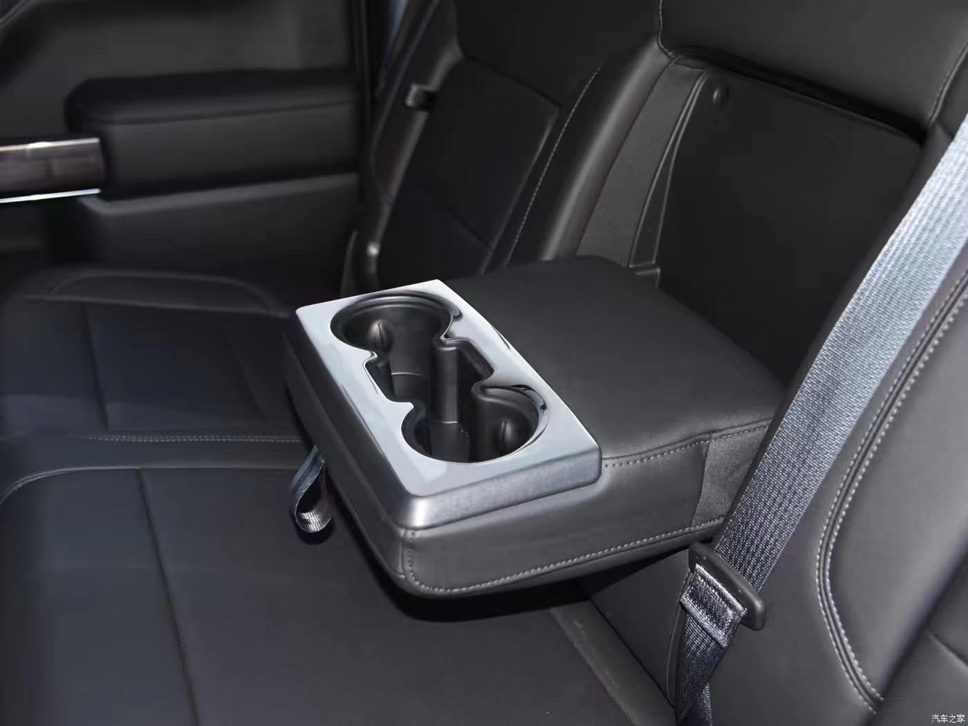 Silverado 1500 2500 3500 2019 2020 2021 Rear Row Rear Chrome Cup Holder Frame Cover Trim 1pcs - Delicate Leather