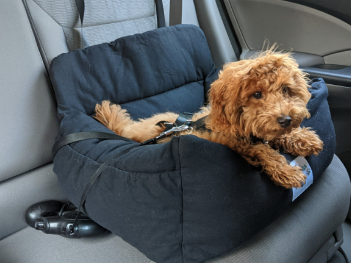 Choosing the Optimal Car Seat Cushion for Your Pet