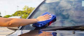 A Crystal Clear Guide: How to Remove Scratches from Your Car Windshield