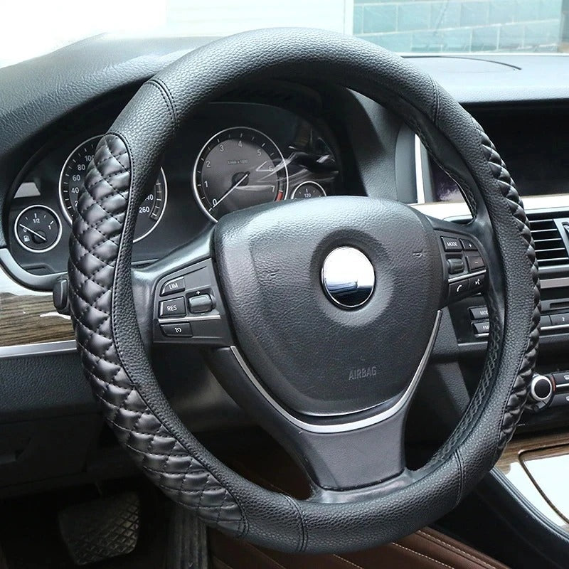 Universal Leather Steering Wheel Cover – Anti-Slip Steering Wheel Protector (37–38 cm) - Delicate Leather