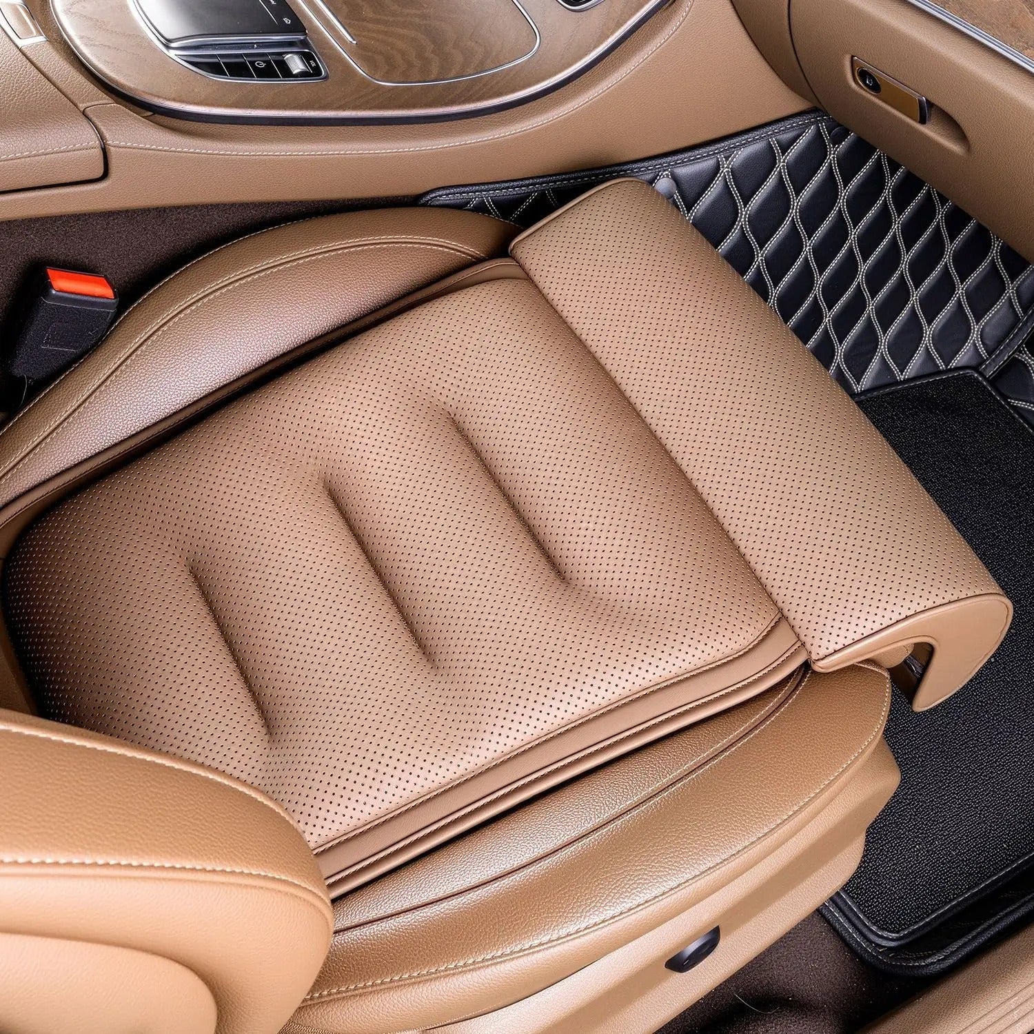 Universal Car Seat Cushion – Anti-Slip PU Leather Protective Mat, Integrated Thin Design for All Seasons - Delicate Leather  