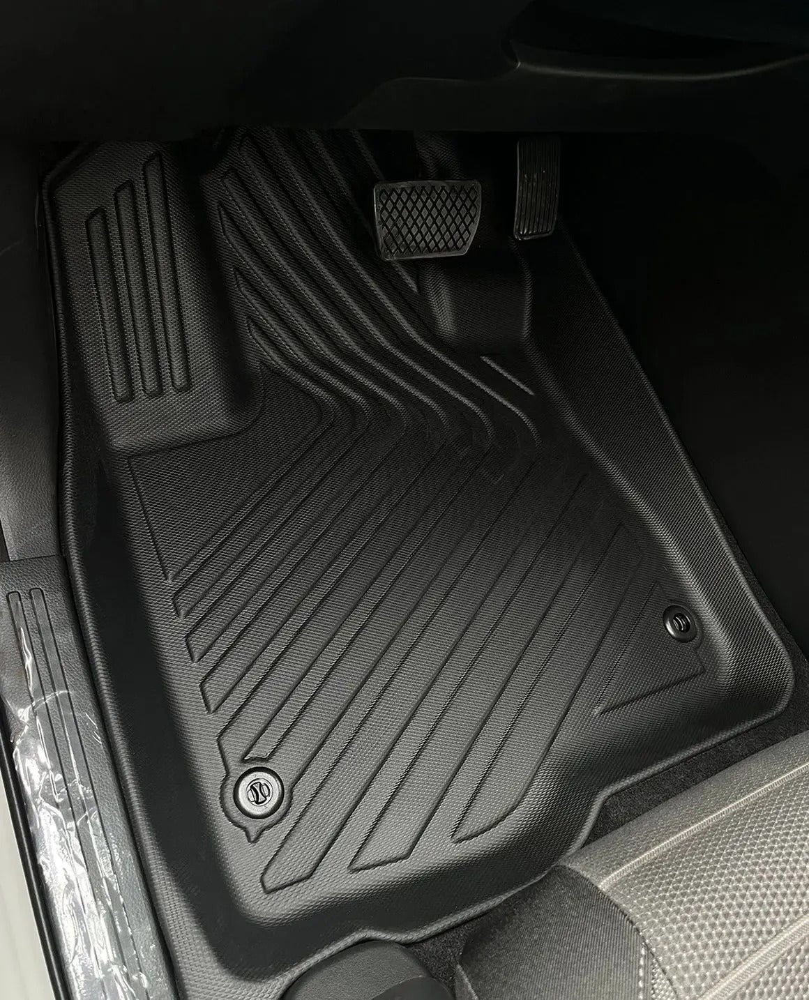 3D TPE Floor Mats & Trunk Backrest Pad for Honda CR-V 2023–2025 – Waterproof, Left-Hand Drive Fit - Delicate Leather  