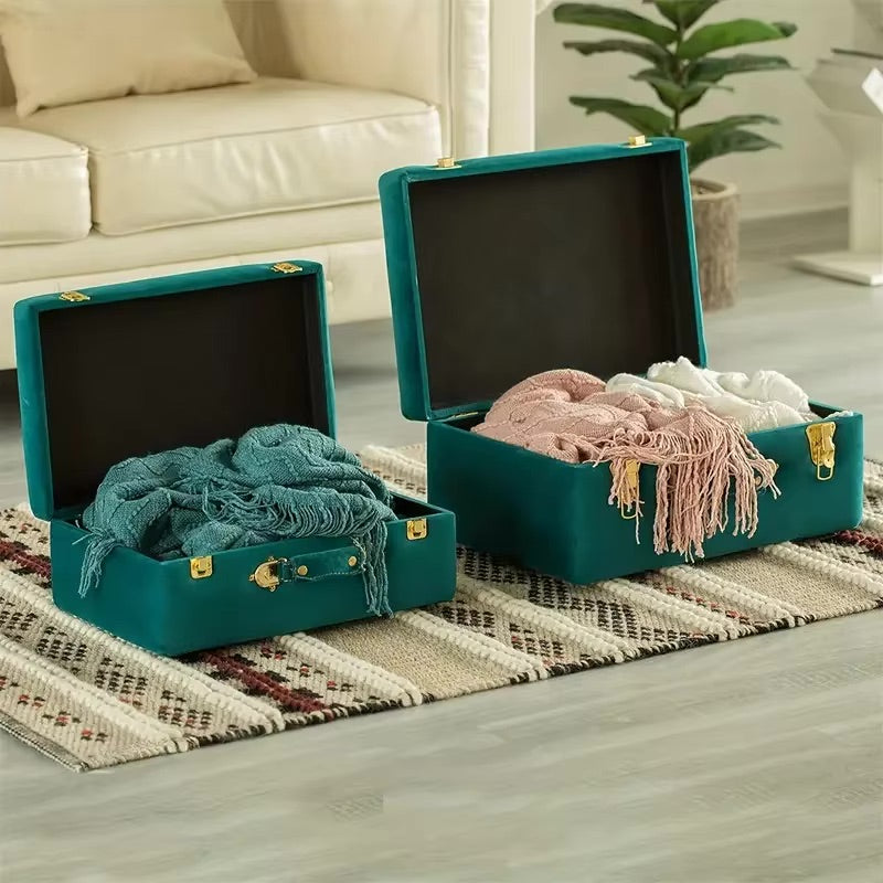 Set of 2 Decorative Tufted Velvet Suitcase Treasure Chests – Vintiquewise Retro Multi-Purpose Ornaments for Home Storage