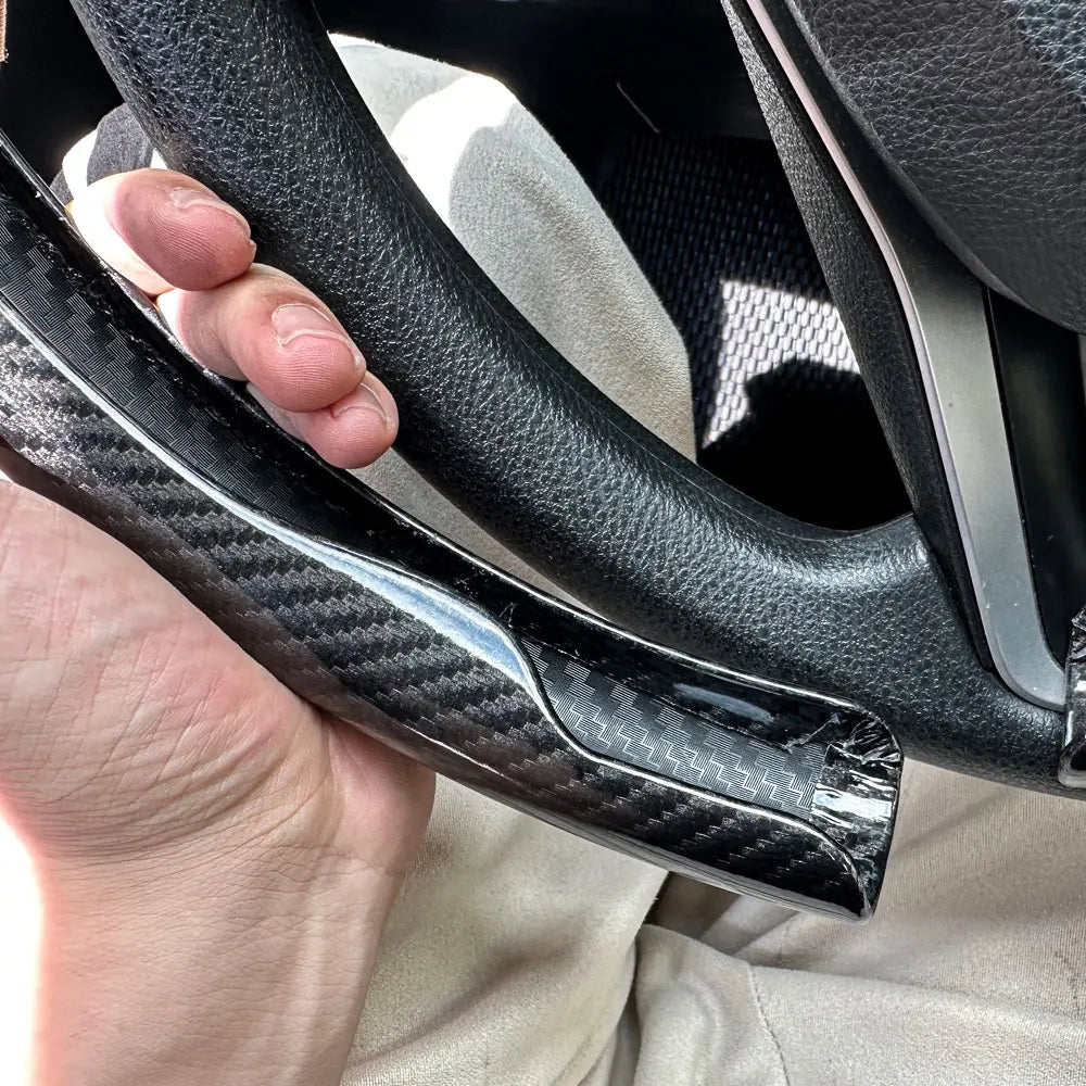 Carbon Fiber Style Steering Wheel Cover – Breathable Non-Slip Round Universal Fit - Delicate Leather  