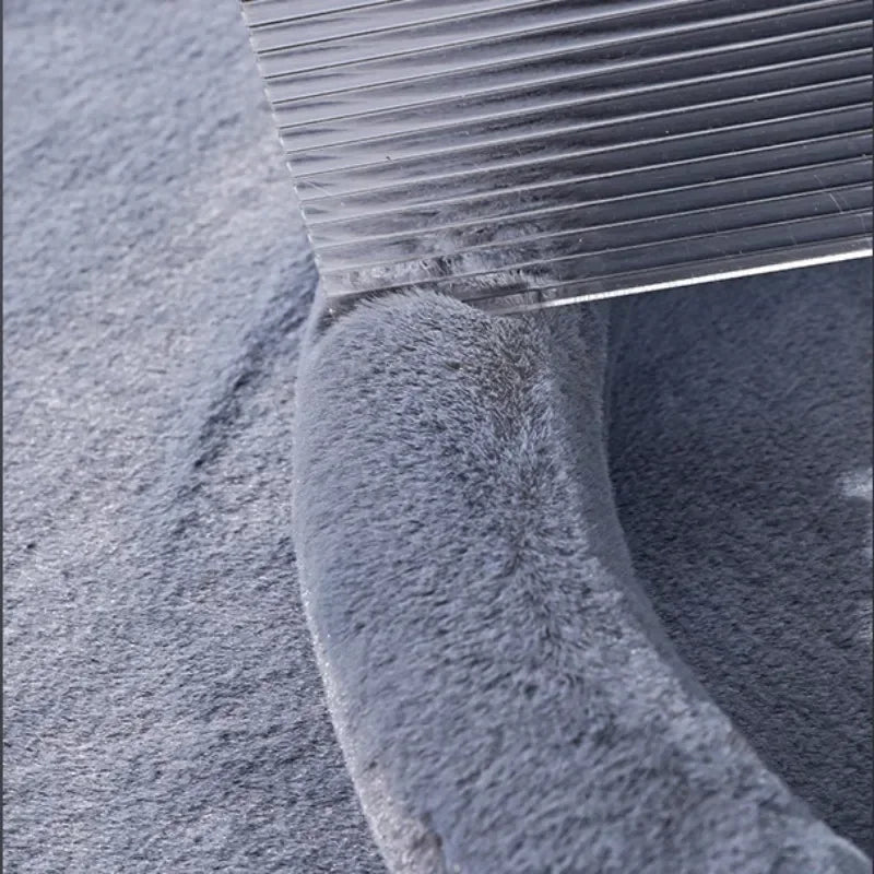 Universal Winter Plush Steering Wheel Cover – Warm Fashionable Car Accessory, Soft Anti-Slip Interior Cover - Delicate Leather  