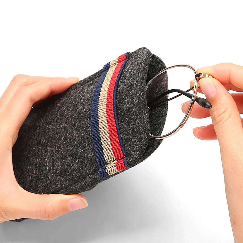 Car Sunglasses Organizer – Visor Clip Eyeglass Holder & Storage Bag - Delicate Leather  
