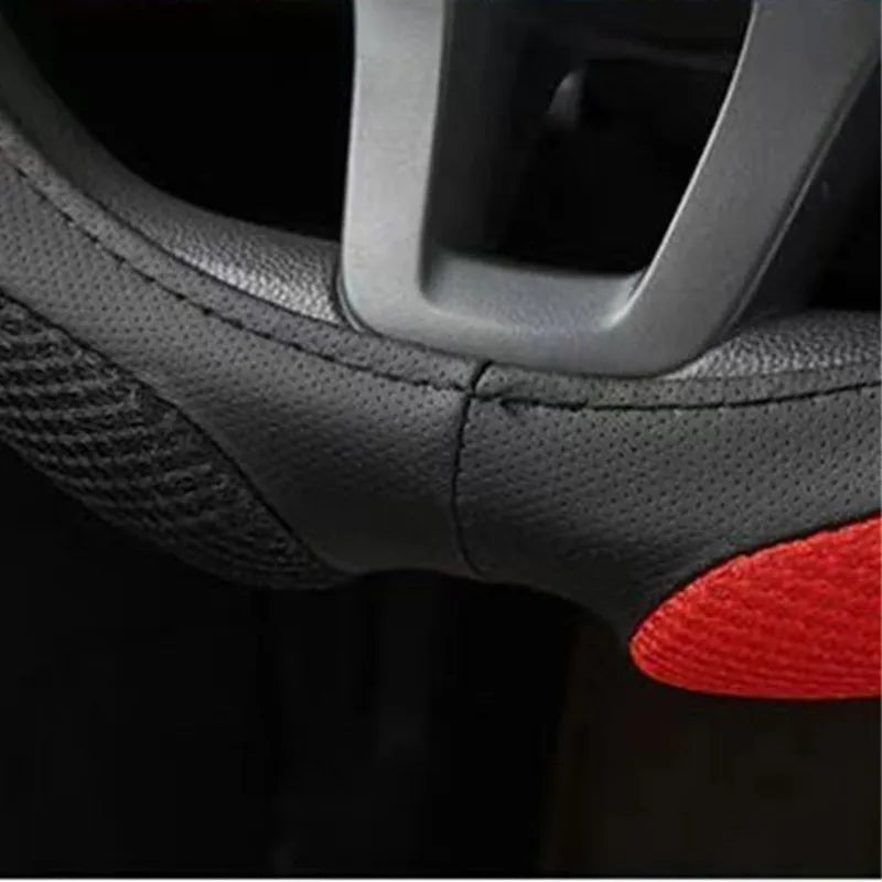 New Universal Steering Wheel Cover – Leather & Carbon Fiber, 38cm Anti-Slip Car Accessory - Delicate Leather  