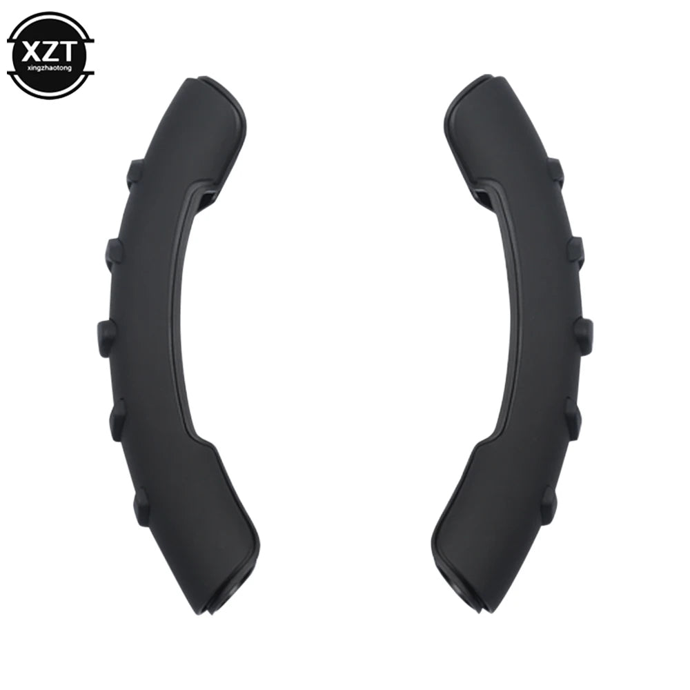 Universal Car Steering Wheel Handle Cover – Carbon Fiber & Peach Wood Grain Design | Anti-Slip, Durable, Massage Grip, Car Accessories - Delicate Leather  