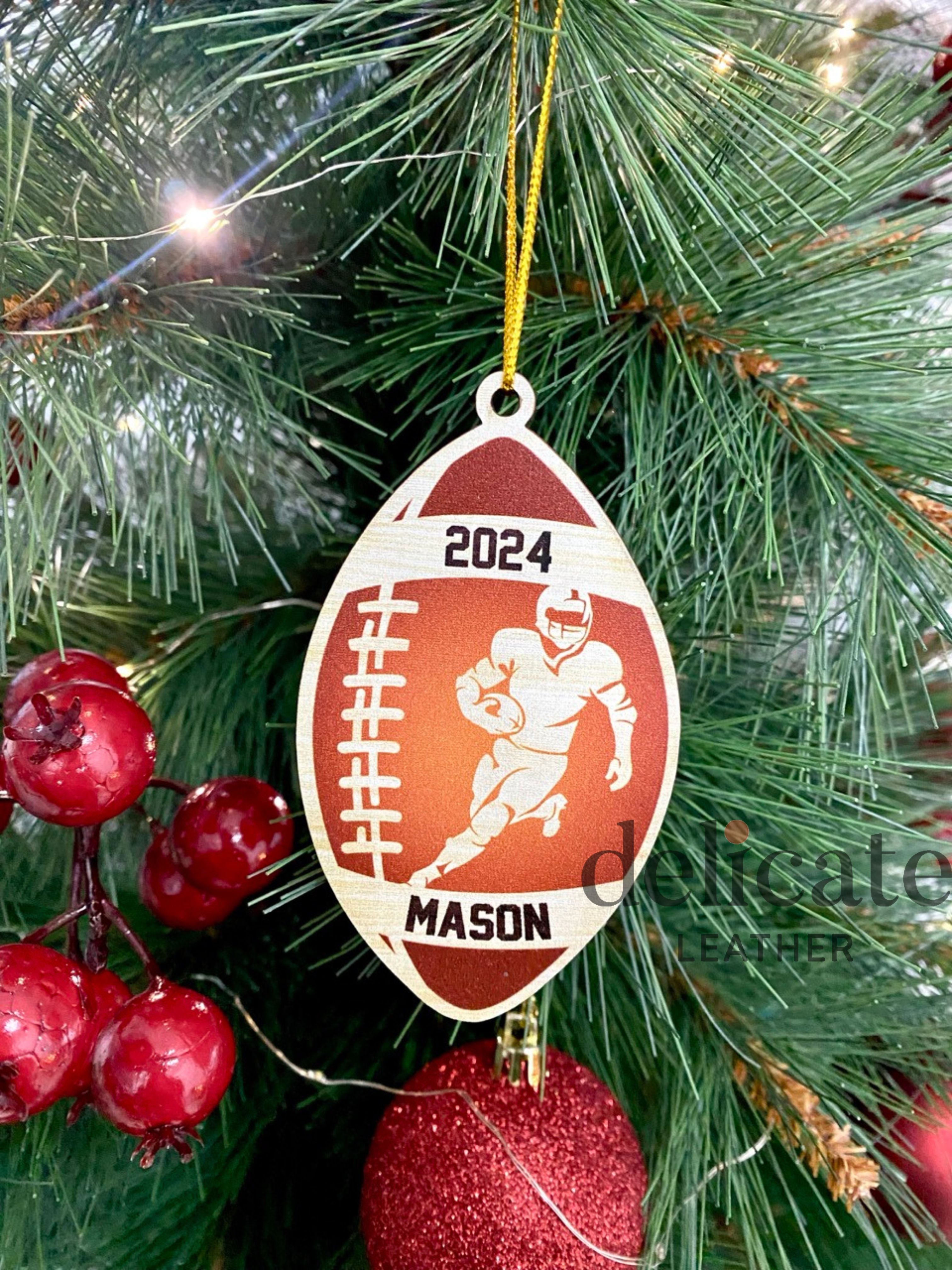 Personalized 2D Football Player Ornament – Unique Custom Keepsake, Ideal Christmas Gift for Boys Who Love Football