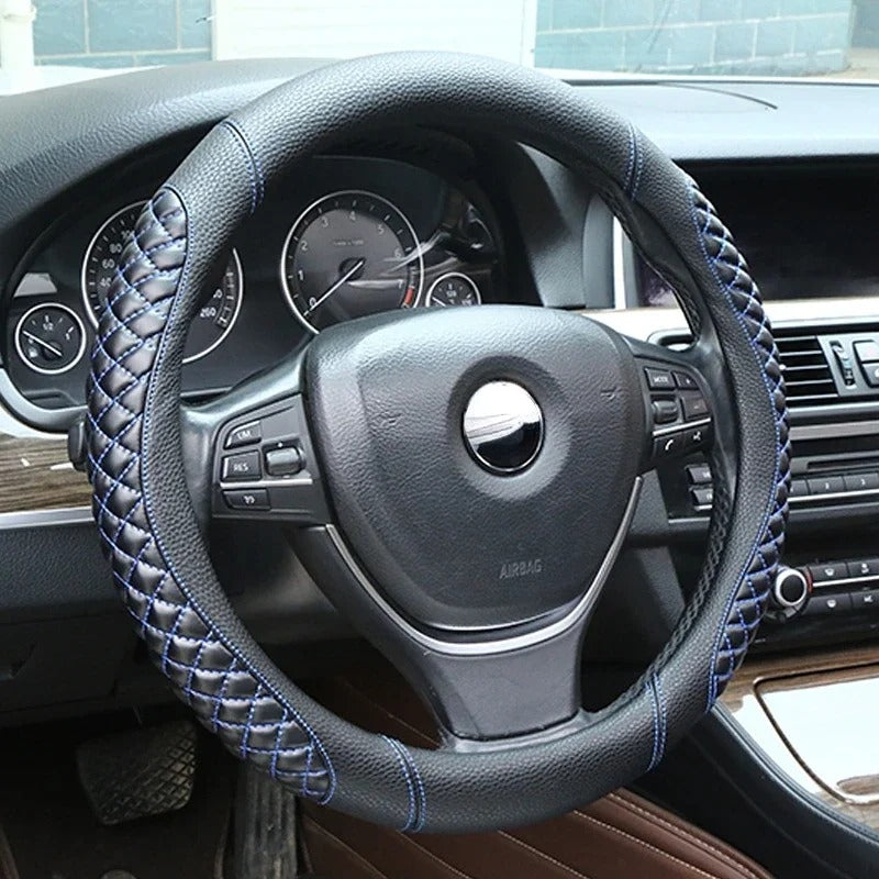 Universal Leather Steering Wheel Cover – Anti-Slip Steering Wheel Protector (37–38 cm) - Delicate Leather