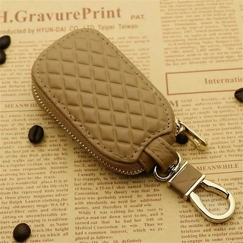 PU Leather Car Key Case with Built-in Buckle – Universal Anti-Scratch Key Holder and Organizer for Men and Women - Delicate Leather  