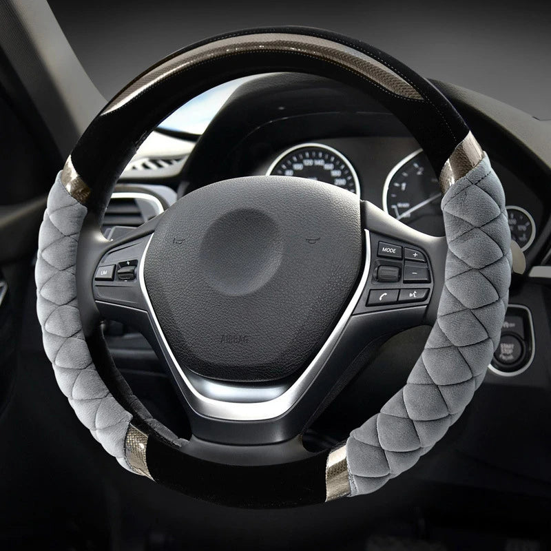 Short Plush Warm Steering Wheel Cover – Soft, Non-Slip, Fashionable Car Interior Accessory - Delicate Leather  